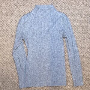 Women's Gray Sweater